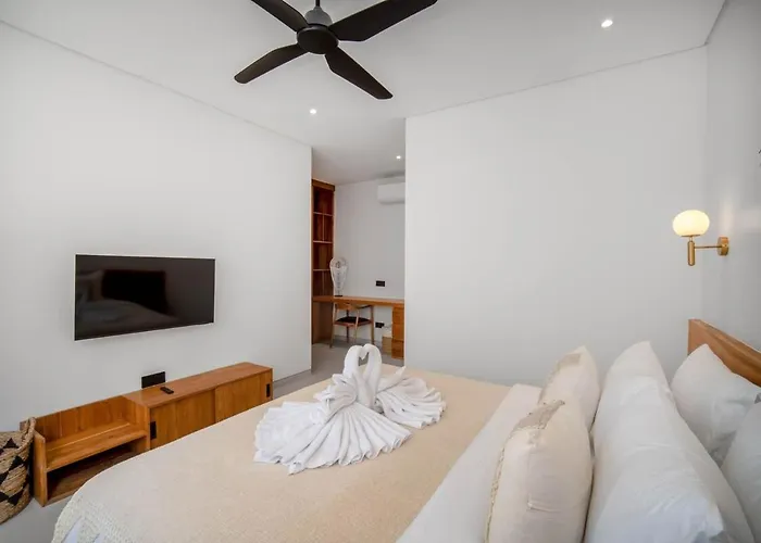 Villa Six Palm 4 - 2br With Rooftop Near Padang Pecatu (Bali)