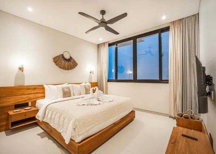 Villa Six Palm 4 - 2br With Rooftop Near Padang