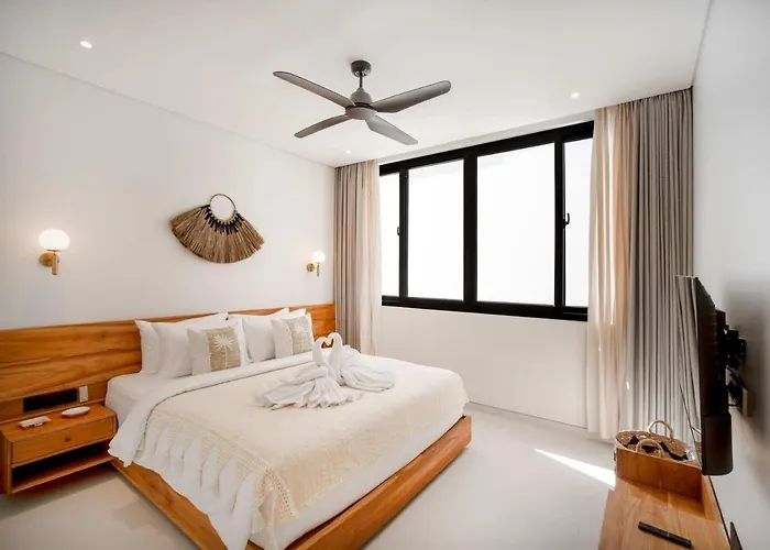 Villa Six Palm 4 - 2br With Rooftop Near Padang *