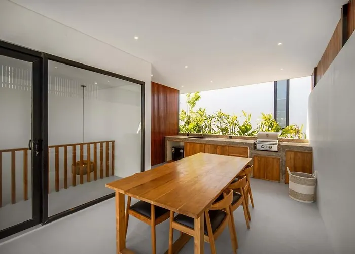 Six Palm 4 - 2br With Rooftop Near Padang *