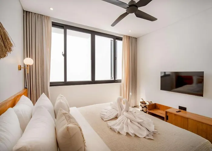 Six Palm 4 - 2br With Rooftop Near Padang